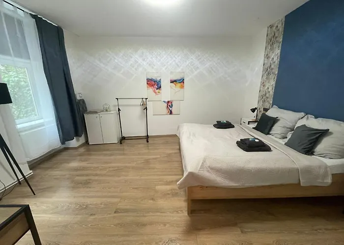 Modernes Mit Optimaler Anbindung T5 *